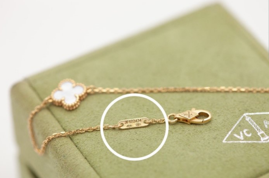 Van Cleef & Arpels - Bracelet - Alhambra -18 carats en or rose – Image 3