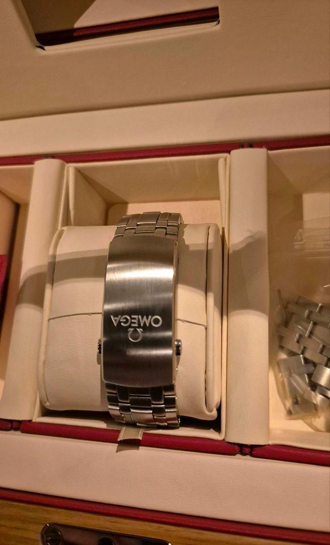 Omega Seamaster Diver 300 – Image 6