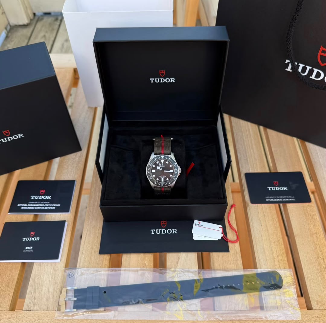 Tudor Pelagos FXD 42 mm – 2026 – Neuve / Jamais portée – Ensemble complet – Image 2