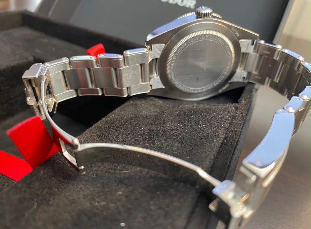 Tudor Black Bay 58 GMT Coca-Cola – Image 6
