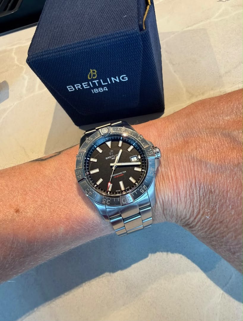 Breitling Avenger automatique 42 (A17328101B1A1) – Image 3
