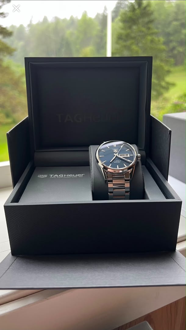 TAG Heuer Carrera