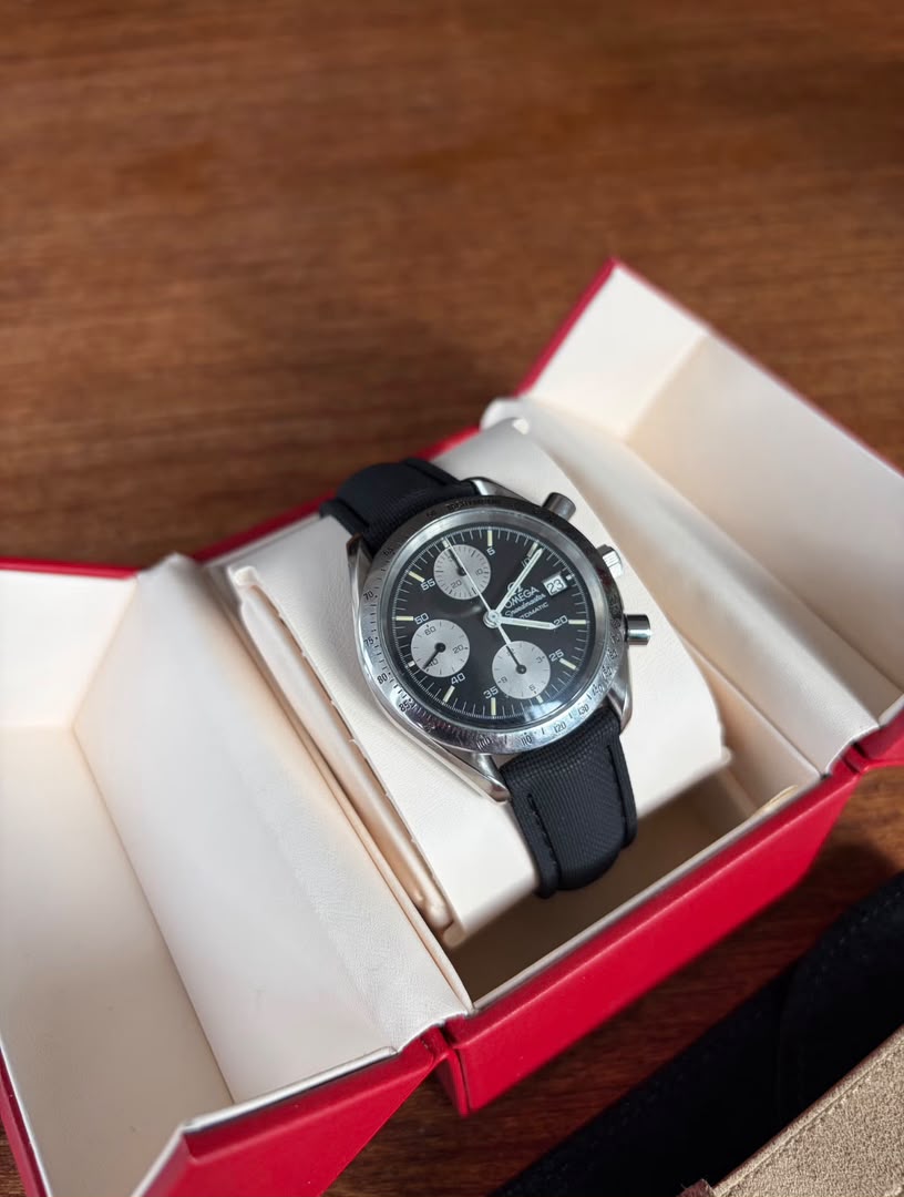 Omega Speedmaster Date - Panda inversé – Image 2
