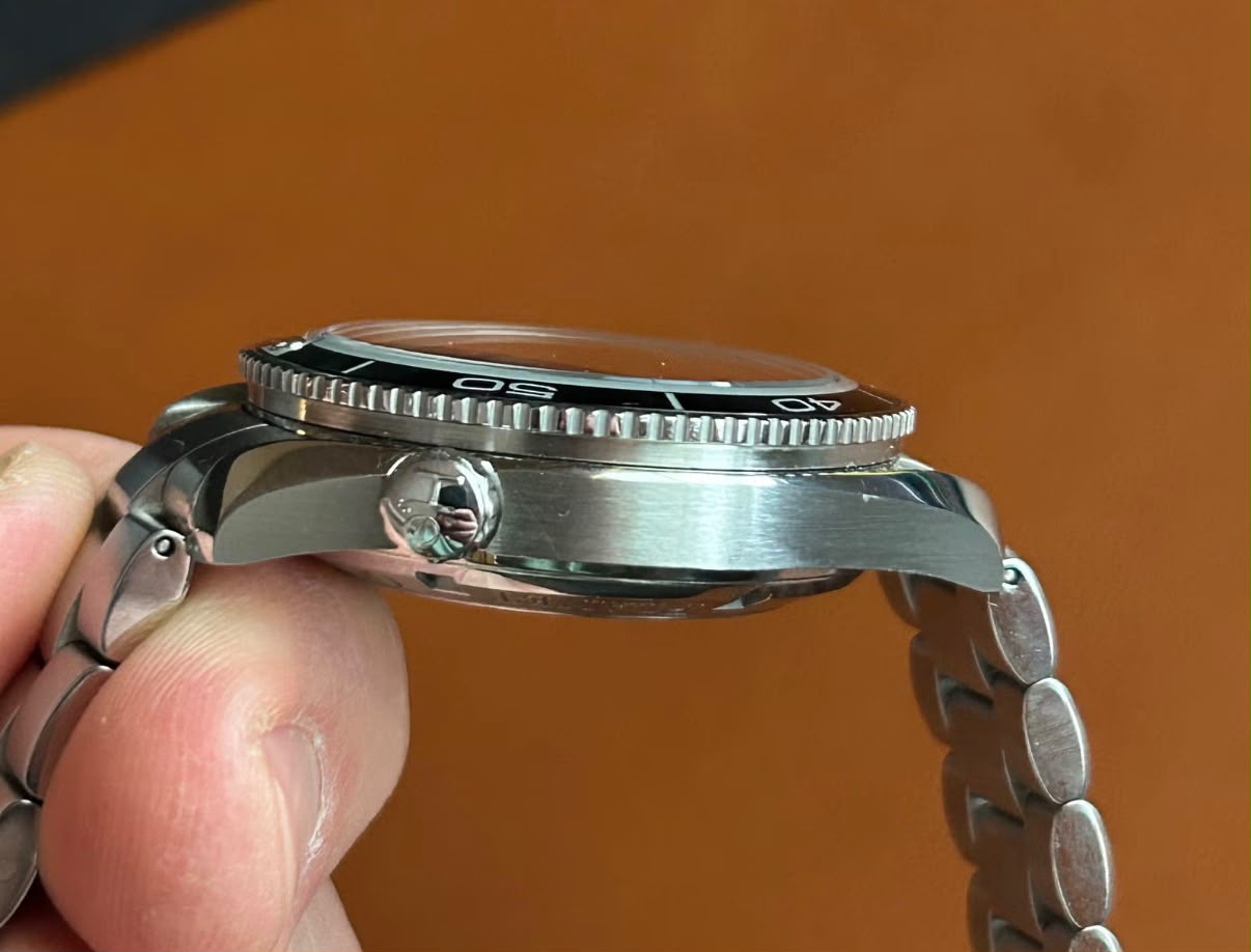 Omega Seamaster Planet Ocean (42 mm) - service 2025 – Image 8
