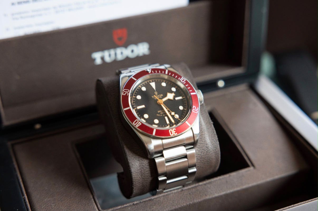 Tudor Heritage Black Bay « Smiley » Réf. 79220R – Ensemble complet – Image 2