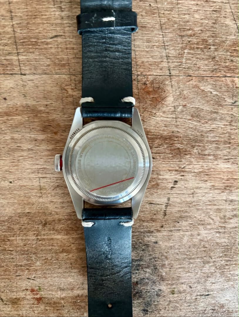 Montre de plongée chronomètre Tudor Black Bay, lunette rouge, coffret complet – Image 14