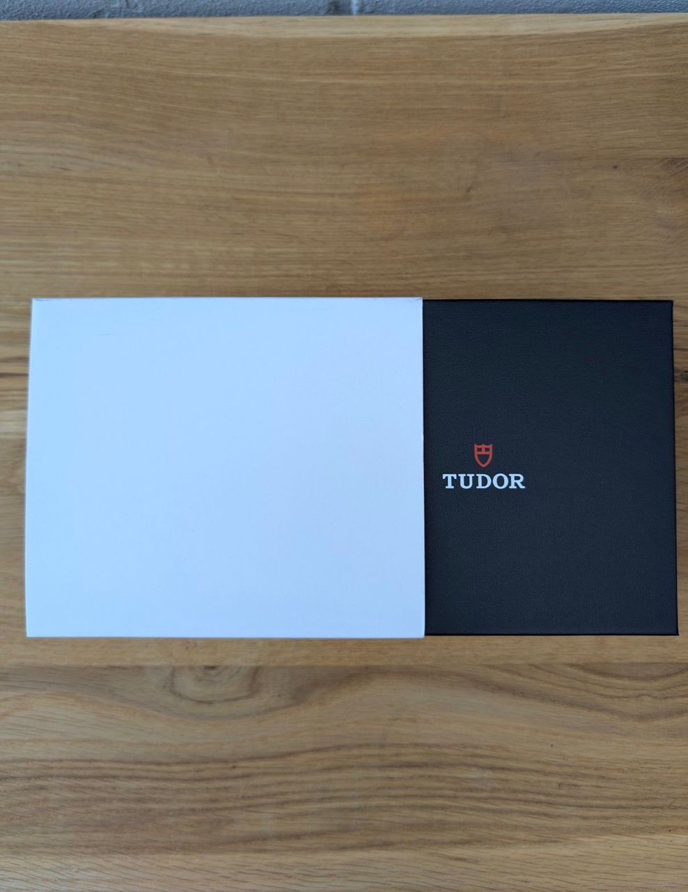 Tudor Black Bay Chrono « Carbon 25 » / Édition Limitée / Neuve, jamais portée – Image 7