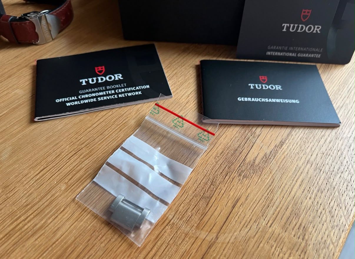 Tudor Black Bay Chrono M79360N Reverse Panda - Coffret complet + Bracelet – Image 10