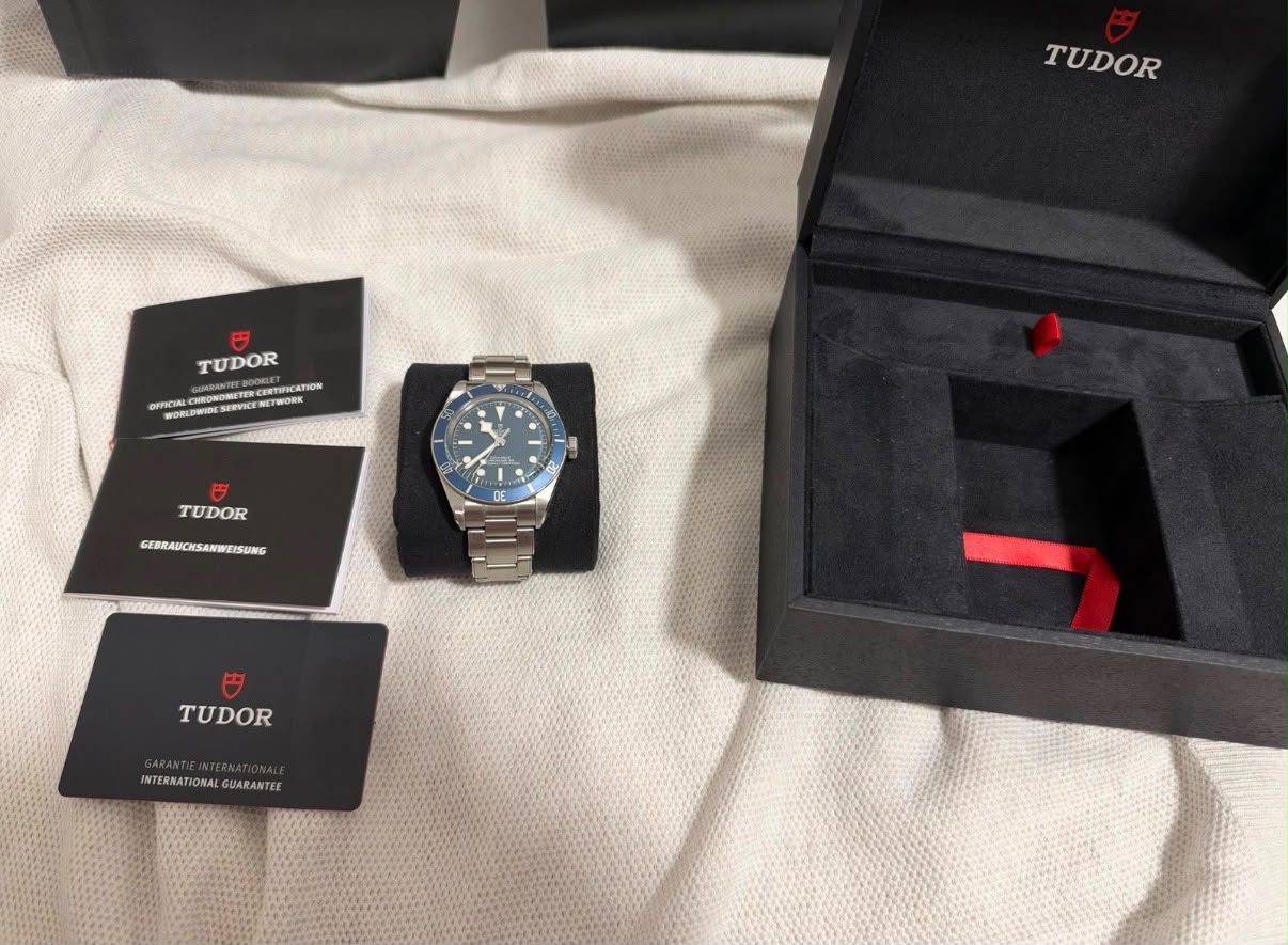 Tudor Black Bay Fifty-Eight 58 Bleu 79030B Ensemble complet - 12/2022