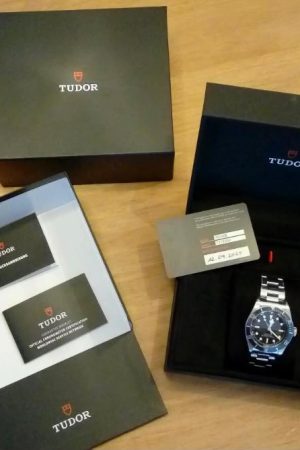 Tudor Black Bay pour homme, 2024, comme neuve
