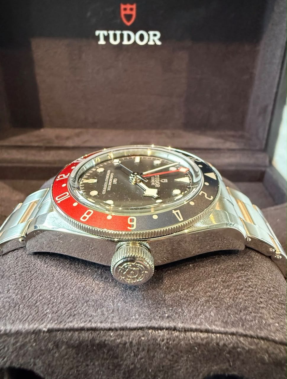 TUDOR Black Bay GMT Pepsi M79830RB 02/2026 – Image 6