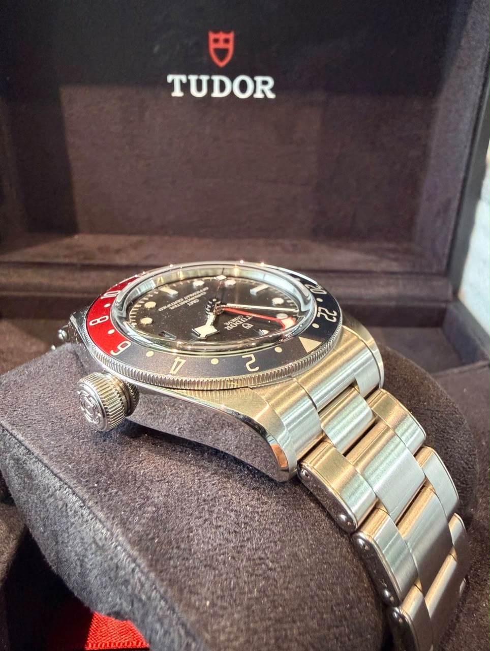 TUDOR Black Bay GMT Pepsi M79830RB 02/2026 – Image 7