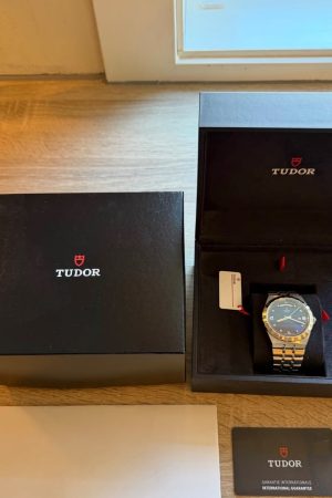 Tudor Royal 41 mm | Cadran bleu et diamants