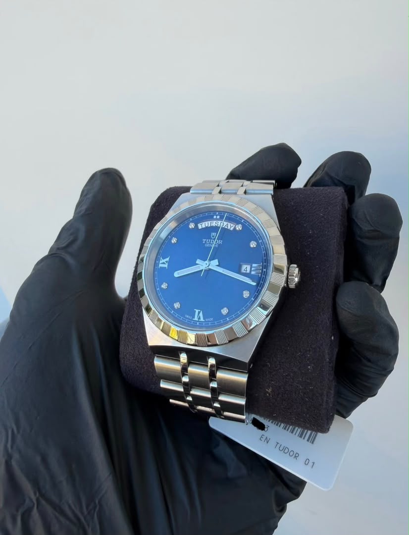 Tudor Royal 41 mm | Cadran bleu et diamants – Image 6