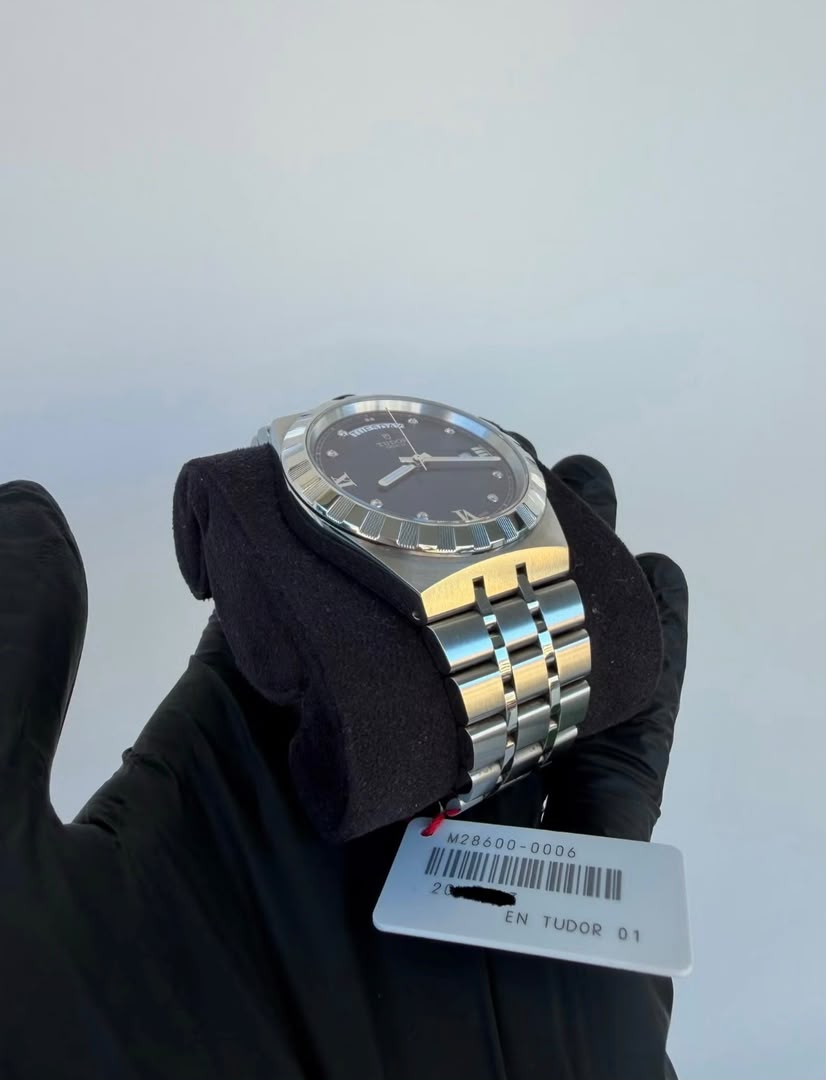 Tudor Royal 41 mm | Cadran bleu et diamants – Image 7